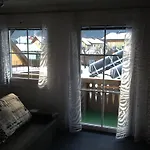 Steiner Lägenhet