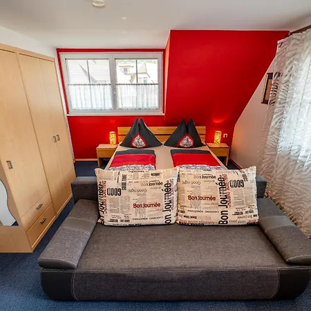 Steiner Apartament *