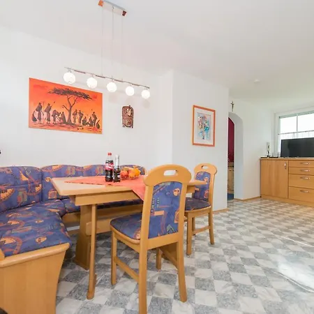 아파트 Steiner 트로폴라흐