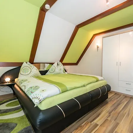 Steiner Apartament *